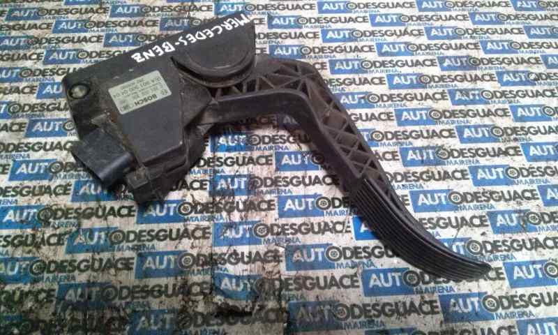 POTENCIOMETRO PEDAL MERCEDES-BENZ SPRINTER 02.00 -- CAJA ABIERTA * 0281002335