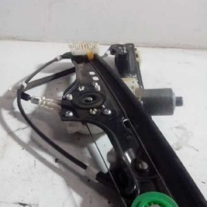 MOTOR ELEVALUNAS DELANTERO DERECHO BMW SERIE 3 TOURING 325d 67626927028