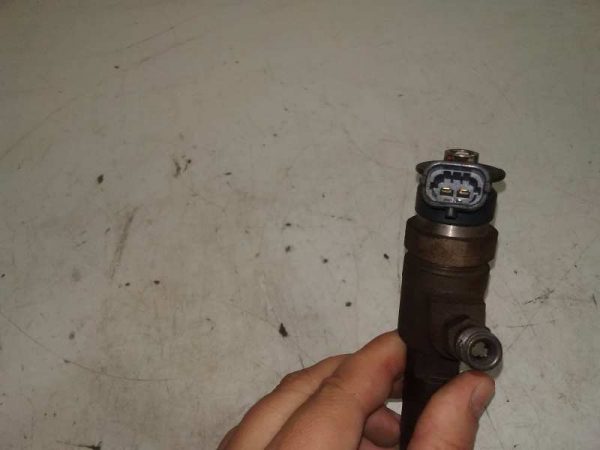 INYECTOR PEUGEOT 307 1.4 HDi 0445110135