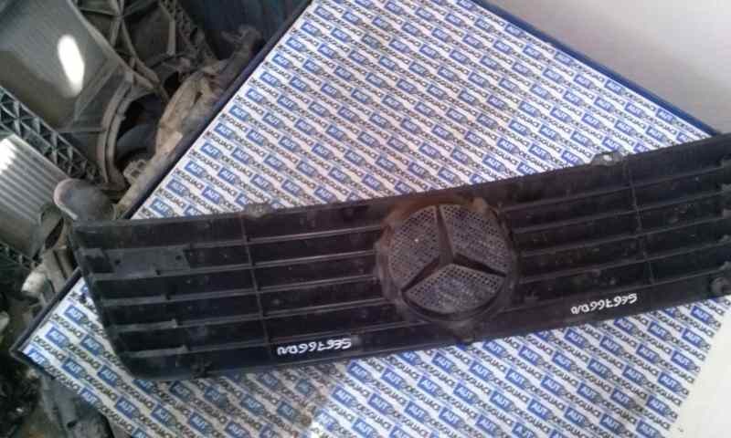 REJILLA DELANTERA MERCEDES-BENZ SPRINTER COMBI * 9018880123