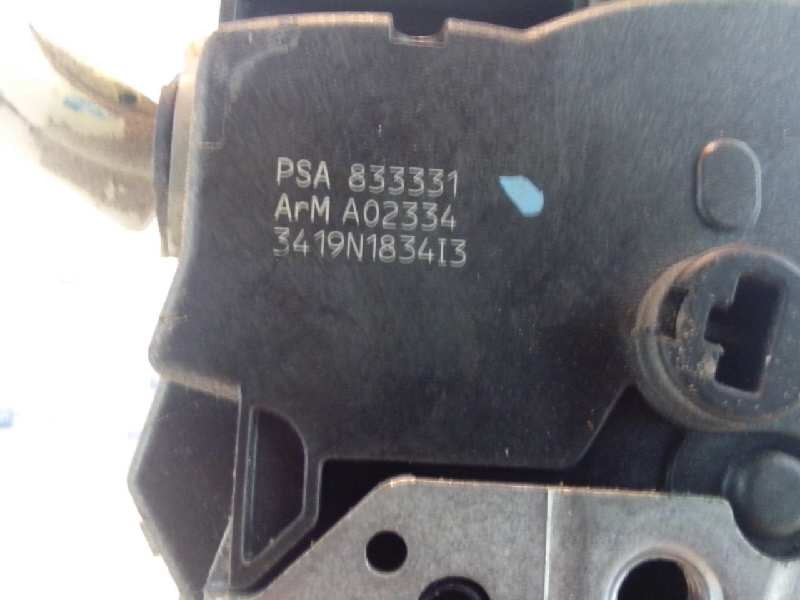 CERRADURA PUERTA TRASERA DERECHA PEUGEOT 5008 Premium 833331