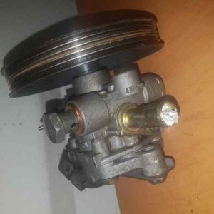 BOMBA DIRECCION MITSUBISHI COLT 1.6 MR297497