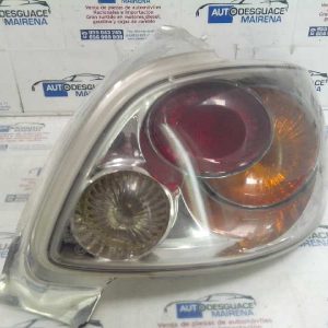 PILOTO TRASERO DERECHO PEUGEOT 206 BERLINA 1.4 015501924R