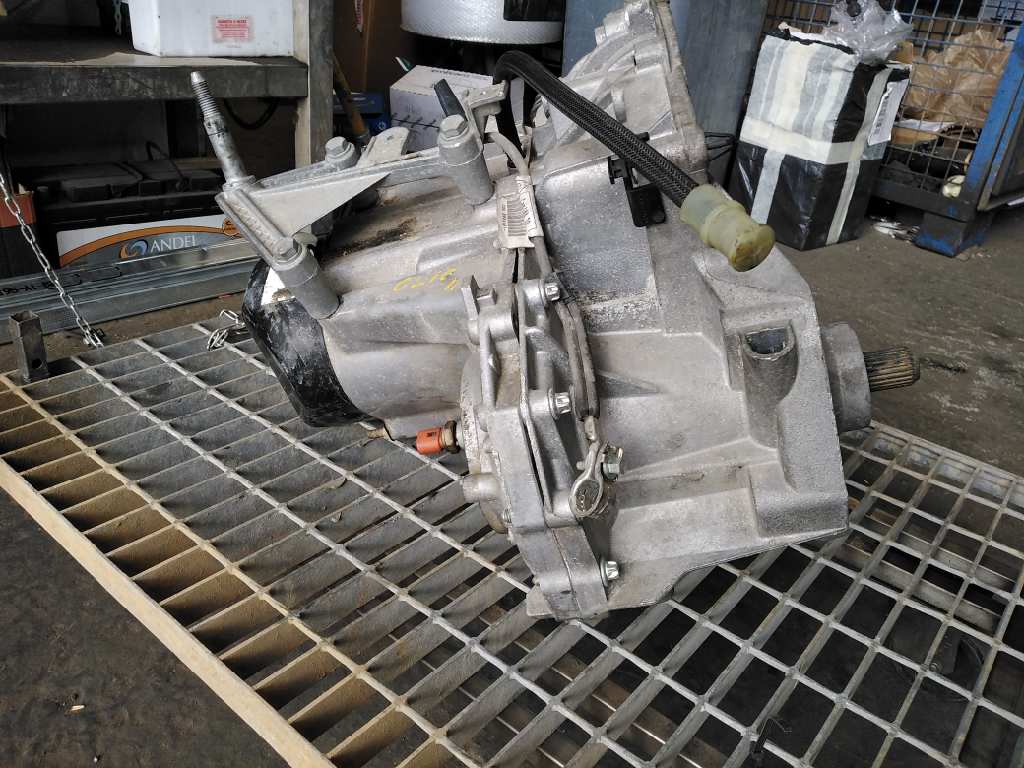 CAJA CAMBIOS RENAULT CLIO II FASE II Campus JB1513 - Imagen 3