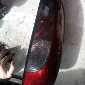 PILOTO TRASERO DERECHO OPEL CORSA C 1.7 16V DI 09114337