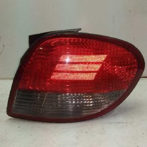 PILOTO TRASERO DERECHO HYUNDAI COUPE 1.6 FX