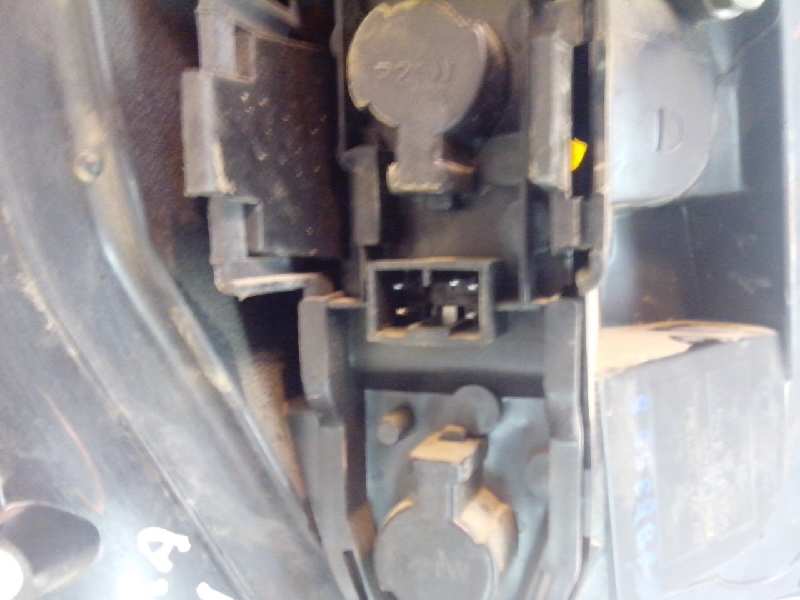 PILOTO TRASERO DERECHO NISSAN MICRA 1.0 16V 0821519C1RB - Imagen 4