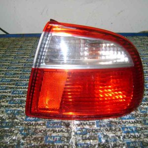 PILOTO TRASERO DERECHO DAEWOO LANOS 1.5 2001601