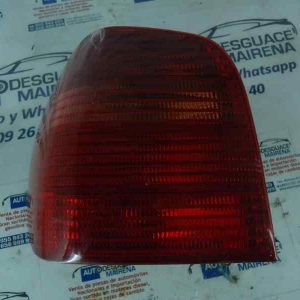 PILOTO TRASERO IZQUIERDO VOLKSWAGEN POLO BERLINA 1.4 16V