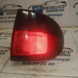 PILOTO TRASERO DERECHO RENAULT MEGANE I BERLINA PORT?N TRASERO 1.9 Diesel