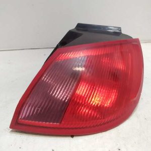 PILOTO TRASERO DERECHO MITSUBISHI COLT BERLINA 3 ClearTec MN186268