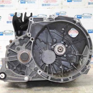 CAJA CAMBIOS FORD FOCUS BERLINA Trend 3M5R7002YF