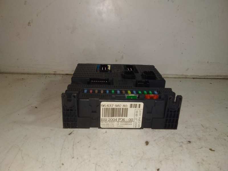 CAJA RELES / FUSIBLES PEUGEOT 207 XT 9663798280 - Imagen 3