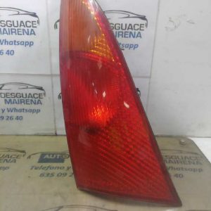 PILOTO TRASERO DERECHO FORD FOCUS BERLINA * XS413405