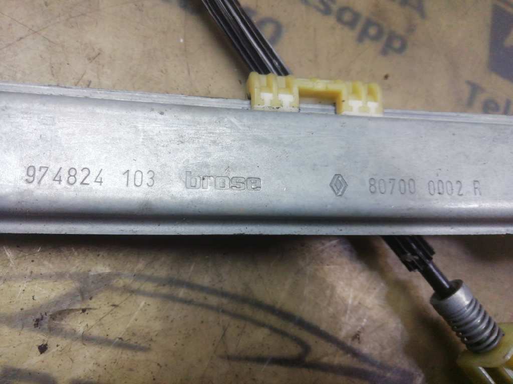 ELEVALUNAS DELANTERO DERECHO RENAULT LAGUNA III Dynamique TomTom 807000002R - Imagen 3