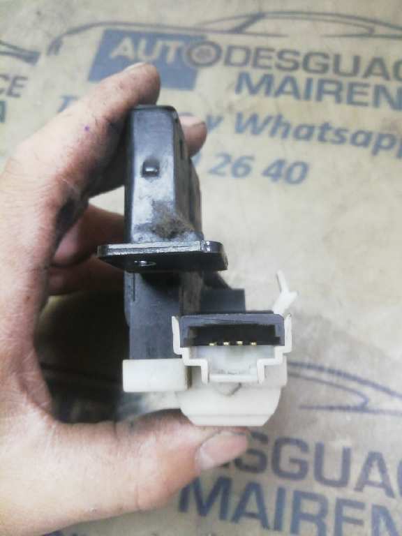 CERRADURA MALETERO / PORTON RENAULT CLIO III * 8200078210F - Imagen 4