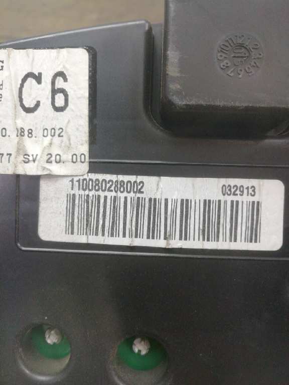 CUADRO INSTRUMENTOS TOYOTA COROLLA 1.4 D-4D Sol Compact 8380002C60 - Imagen 4