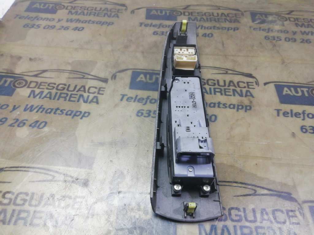 MANDO ELEVALUNAS DELANTERO IZQUIERDO TOYOTA PRIUS 1.5 8482047050 - Imagen 2