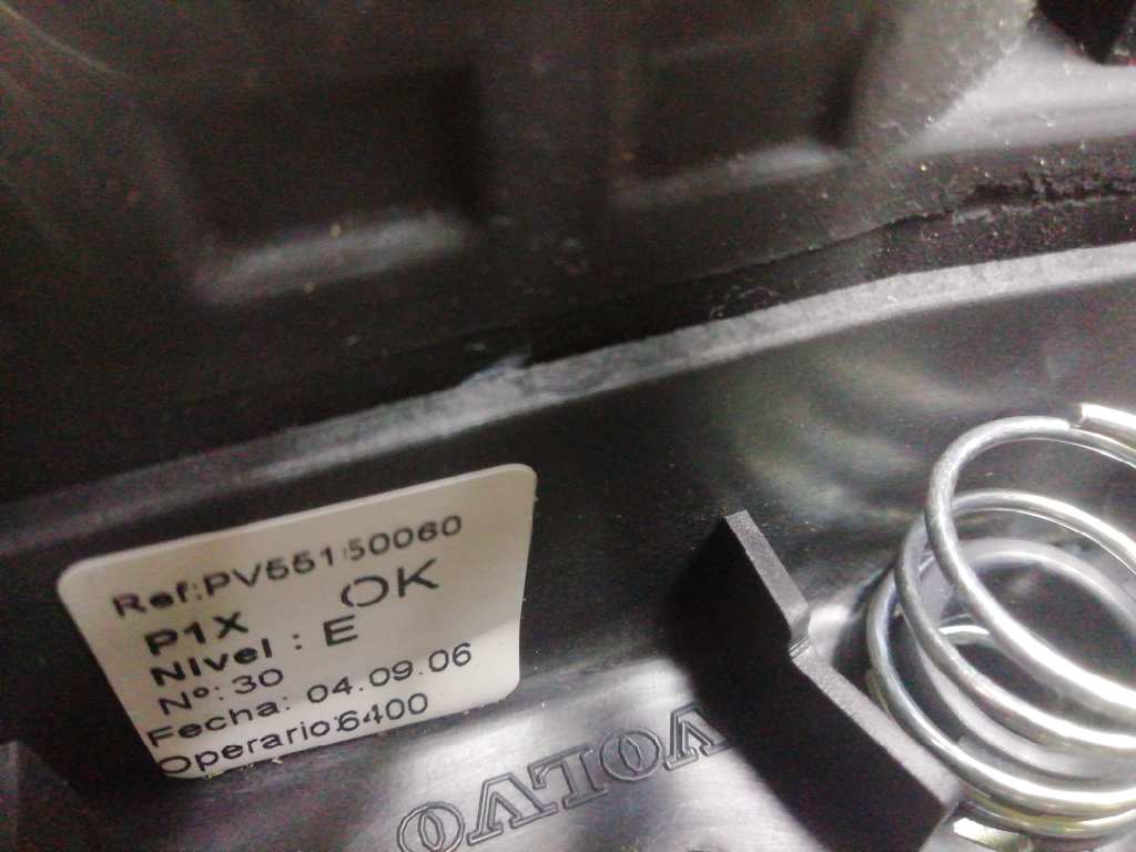 VOLANTE VOLVO V50 FAMILIAR 1.6 D Momentum 31351045 - Imagen 2