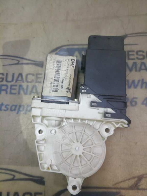 MOTOR ELEVALUNAS TRASERO IZQUIERDO SEAT LEON (1M1) 1.4 16V | 0.99 - ... 1C1959802A - Imagen 2