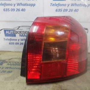 PILOTO TRASERO DERECHO TOYOTA COROLLA (E12) 2.0 D-CAT   |   0.01 - 0.07 8155102150