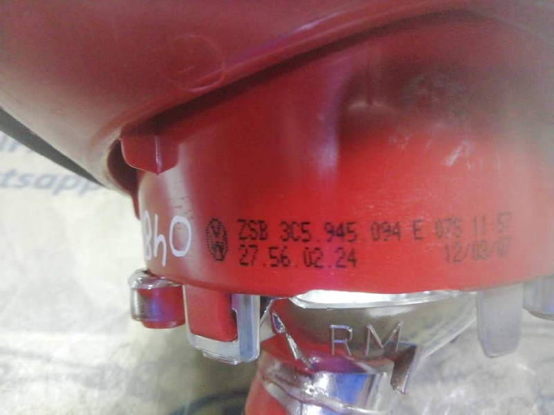 PILOTO TRASERO DERECHO INTERIOR VOLKSWAGEN PASSAT BERLINA (3C2) 2.0 TDI DPF | 0.05 - ... 3C5945094E - Imagen 3