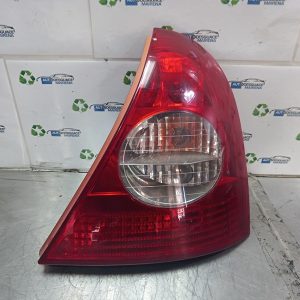 PILOTO TRASERO DERECHO RENAULT CLIO II FASE II (B/CB0) *   |   0.01 - ... 8200071414