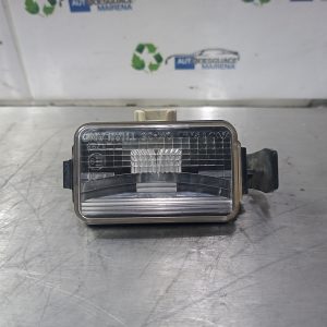 PILOTO MATRICULA TOYOTA HILUX (GUN) GUN125L-DNFMHW    |   ... - ... 812700K080