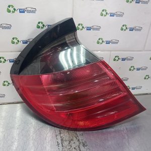 PILOTO TRASERO IZQUIERDO MERCEDES CLASE C (W203) BERLINA 2.0 Compresor CAT   |   0.00 - 0.06 A2038200564