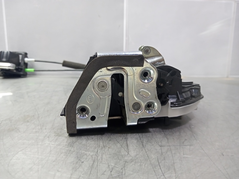 CERRADURA PUERTA TRASERA IZQUIERDA TOYOTA RAV4 Hybrid 4x2 Advance | 12.18 - 12.20 6906048060 - Imagen 3